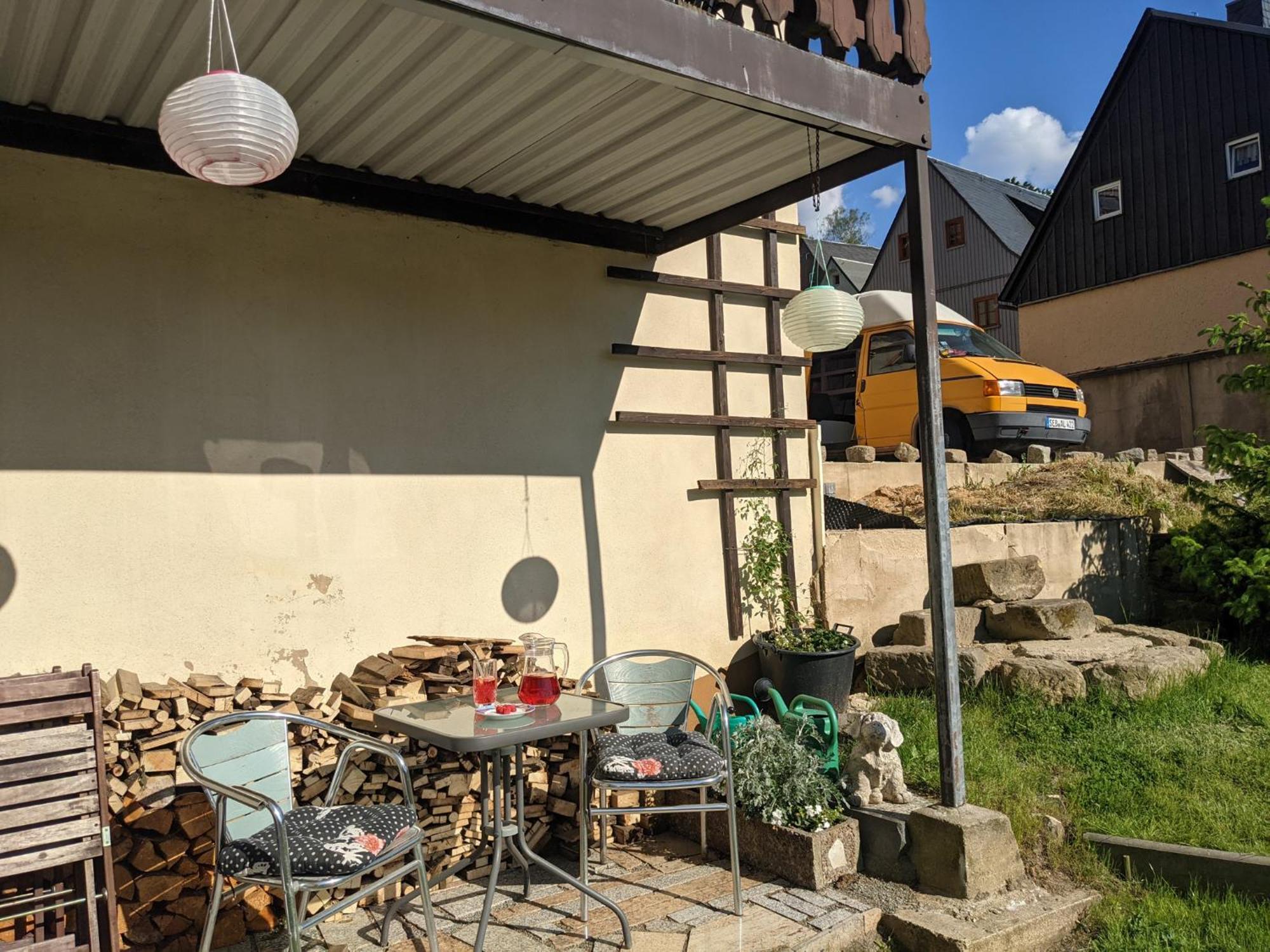 Famzi - Urlaubsmagie - Familienwohnung Mit Gemeinschaftsgarten, -Sauna & -Pool Sebnitz Exterior foto