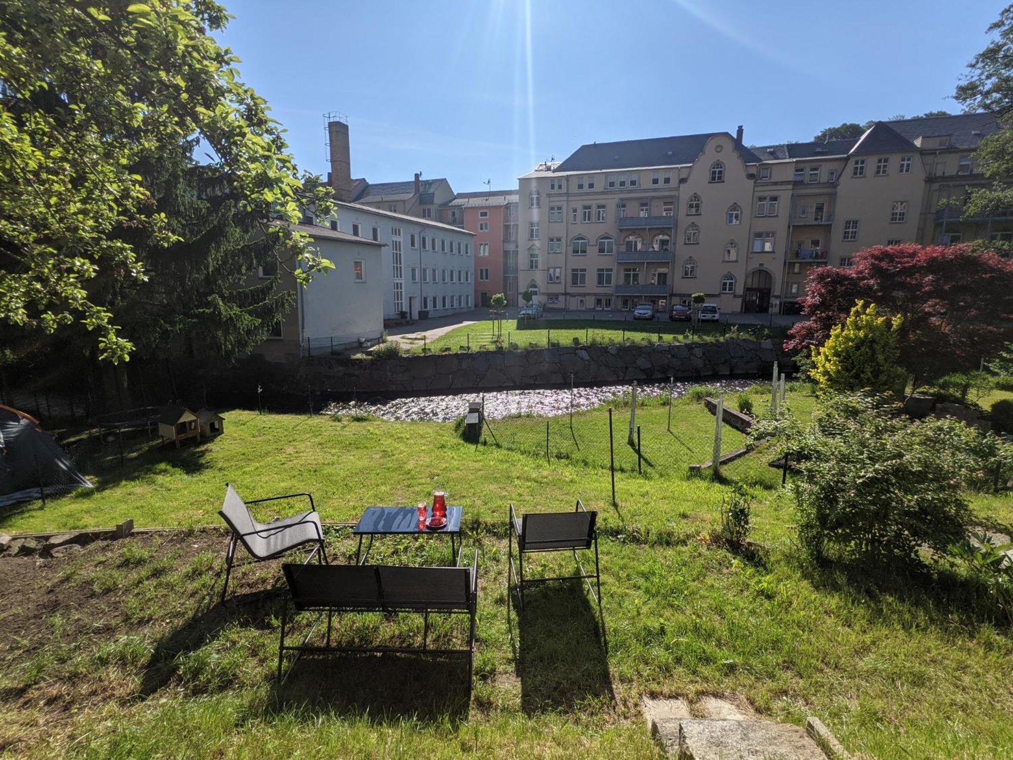 Famzi - Urlaubsmagie - Familienwohnung Mit Gemeinschaftsgarten, -Sauna & -Pool Sebnitz Exterior foto