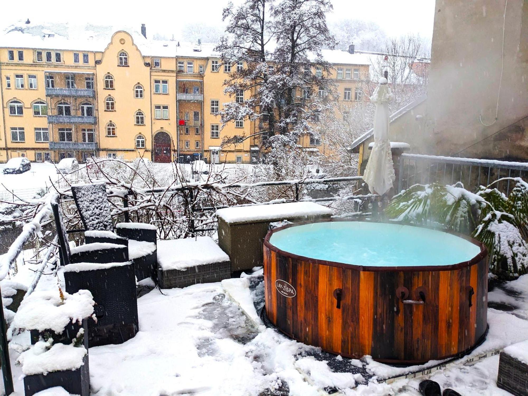 Famzi - Urlaubsmagie - Familienwohnung Mit Gemeinschaftsgarten, -Sauna & -Pool Sebnitz Exterior foto