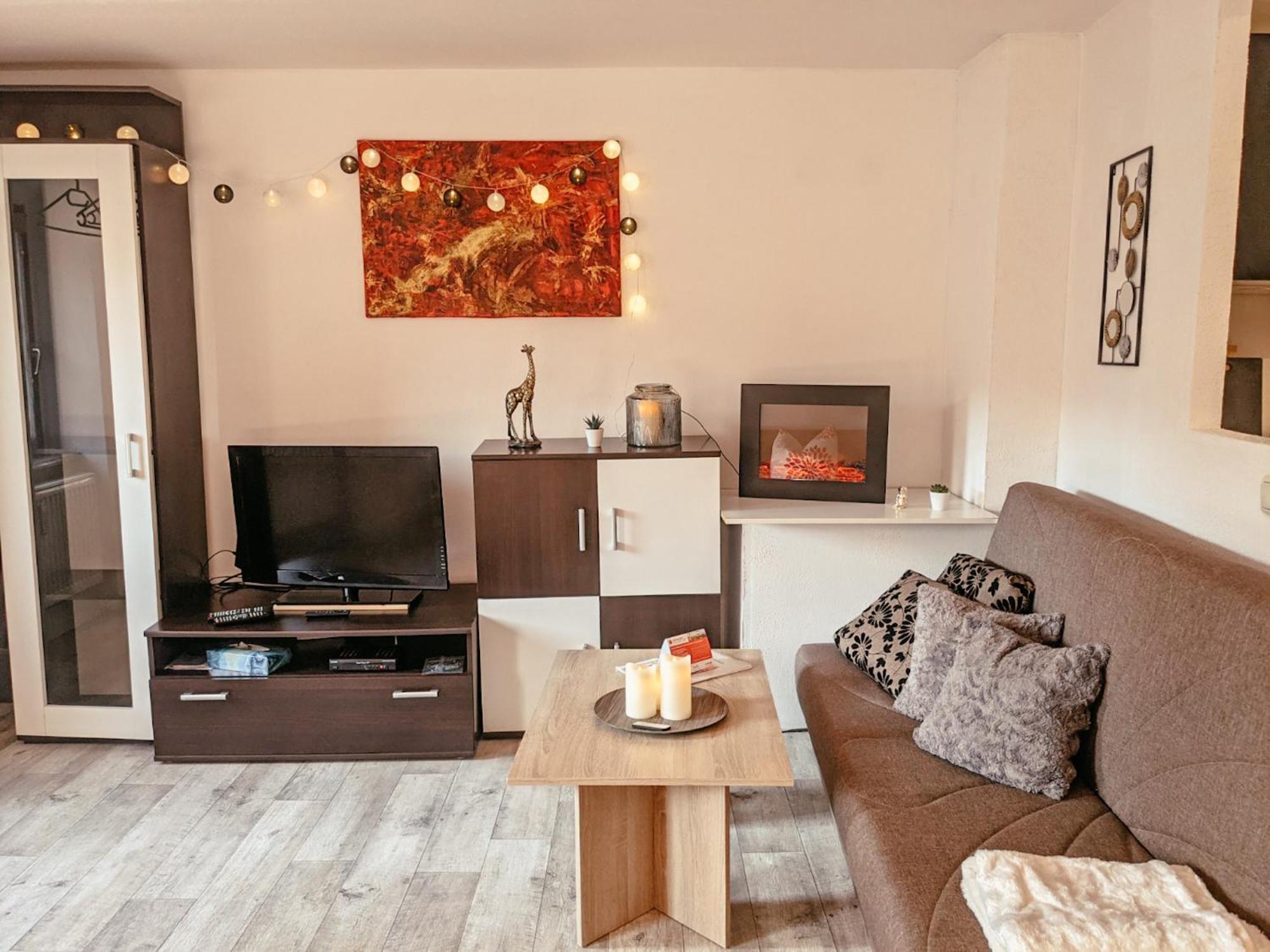 Famzi - Urlaubsmagie - Familienwohnung Mit Gemeinschaftsgarten, -Sauna & -Pool Sebnitz Exterior foto